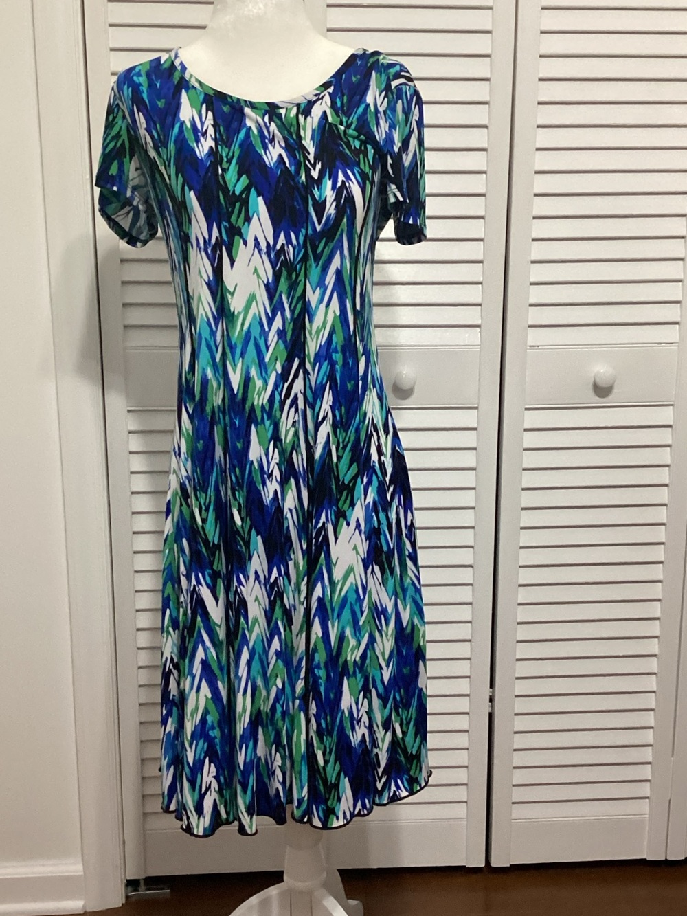 Sami & Jo Blue, Green and White Abstract Fit & Flare Midi Dress